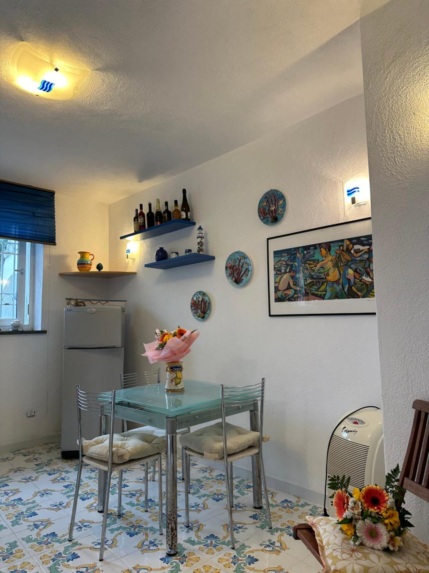 La Bomboniera Apartment อีสเกีย ภายนอก รูปภาพ